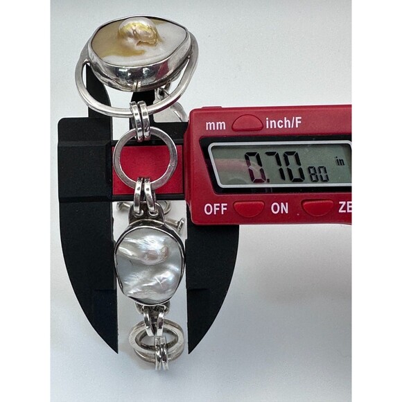 Lapidario Barrera 950 Silver Bracelet – Sculptural Blister Pearl Design - Picture 11 of 12